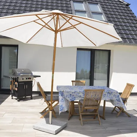 Nyaraló Landhaus Wiek auf Rügen